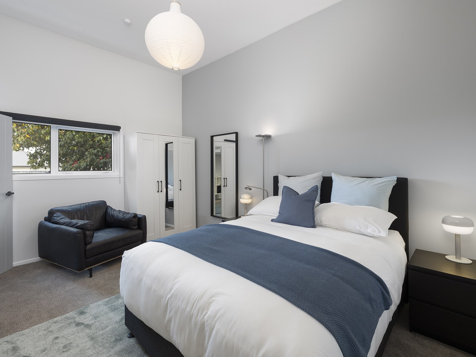 Queen bedroom